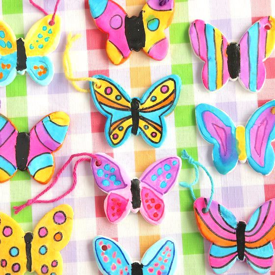 Fun and adorable spring and summer butterfly crafts for kids, preschoolers and toddlers