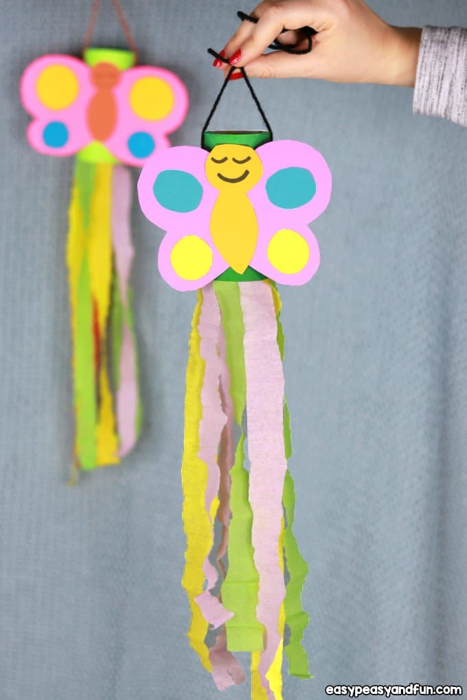 Fun and adorable spring and summer butterfly crafts for kids, preschoolers and toddlers