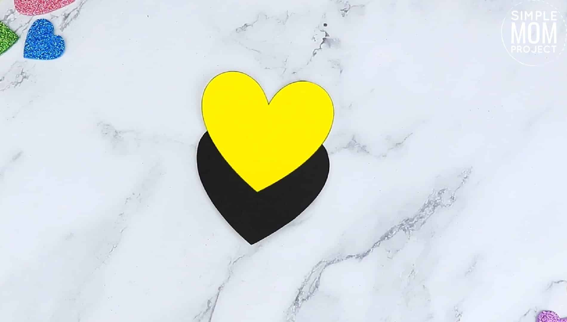 Free printable heart bee craft template for kids preschoolers toddlers