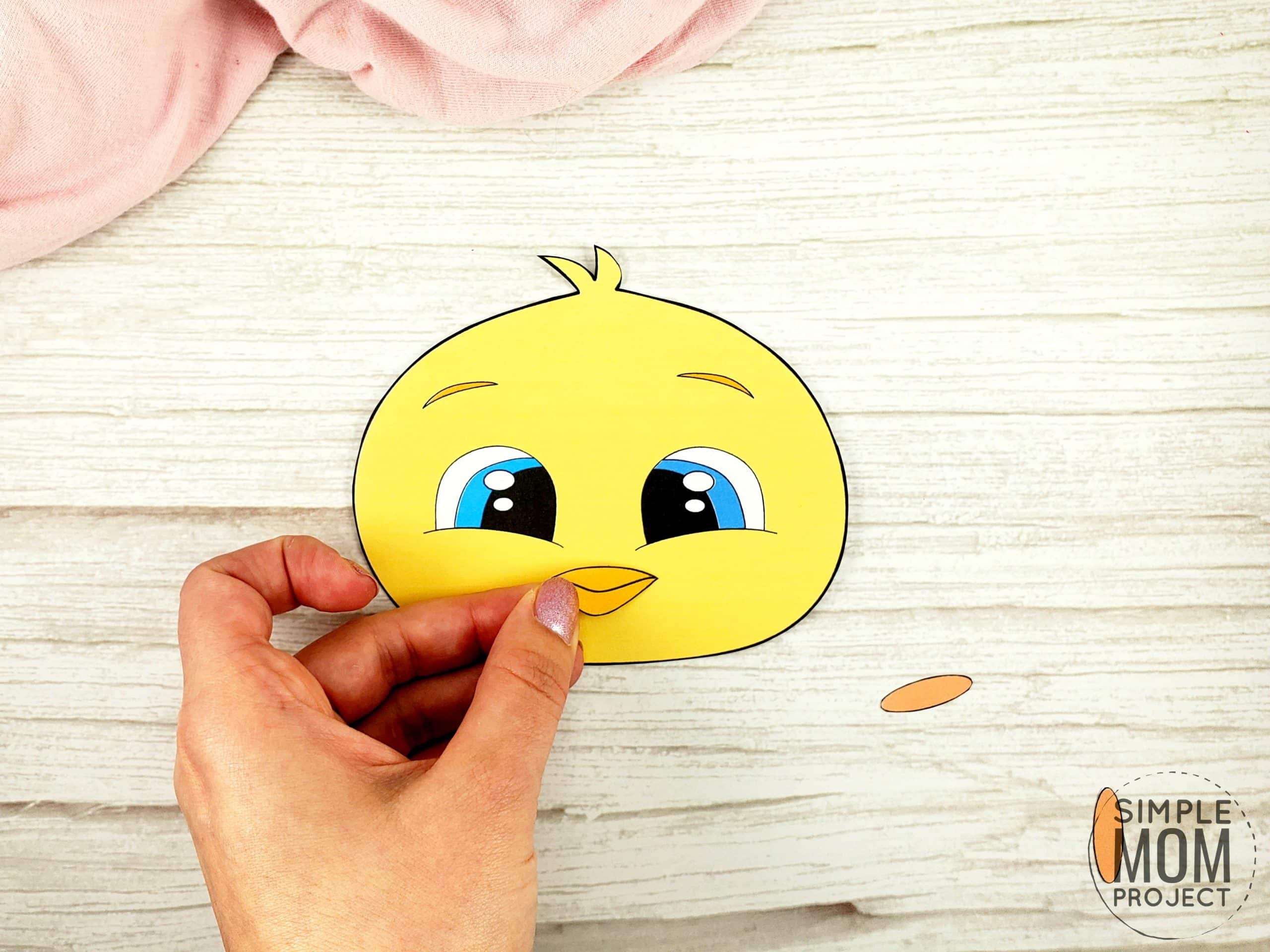 Easy Spring Chick Free Printable Template craft for kids, toddlers and preschoolers