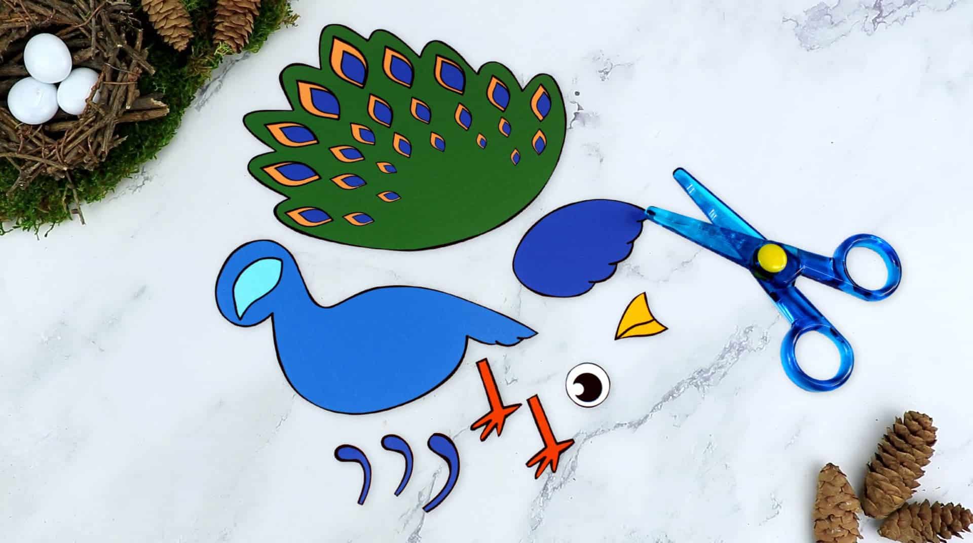Free Printable Peacock Craft for Kids, preschoolers toddlers and kindergartners