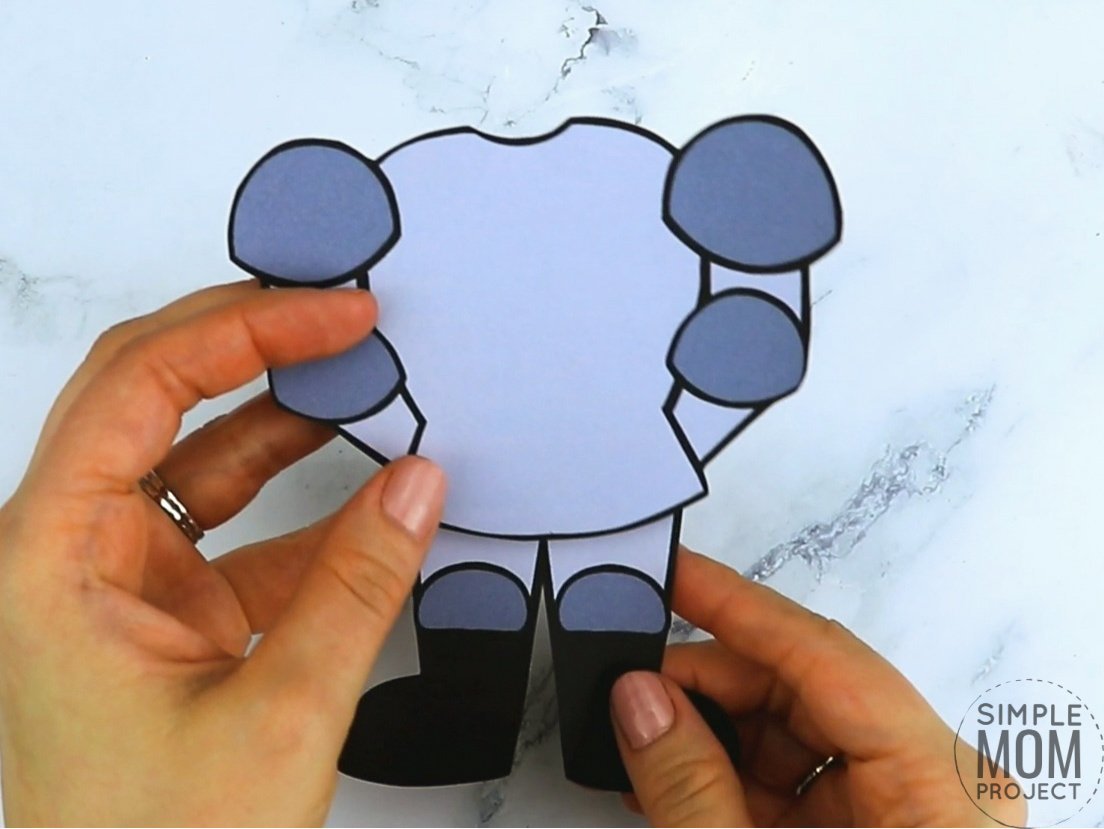 Free printable royal knight page template for kids, preschoolers and kindergartners