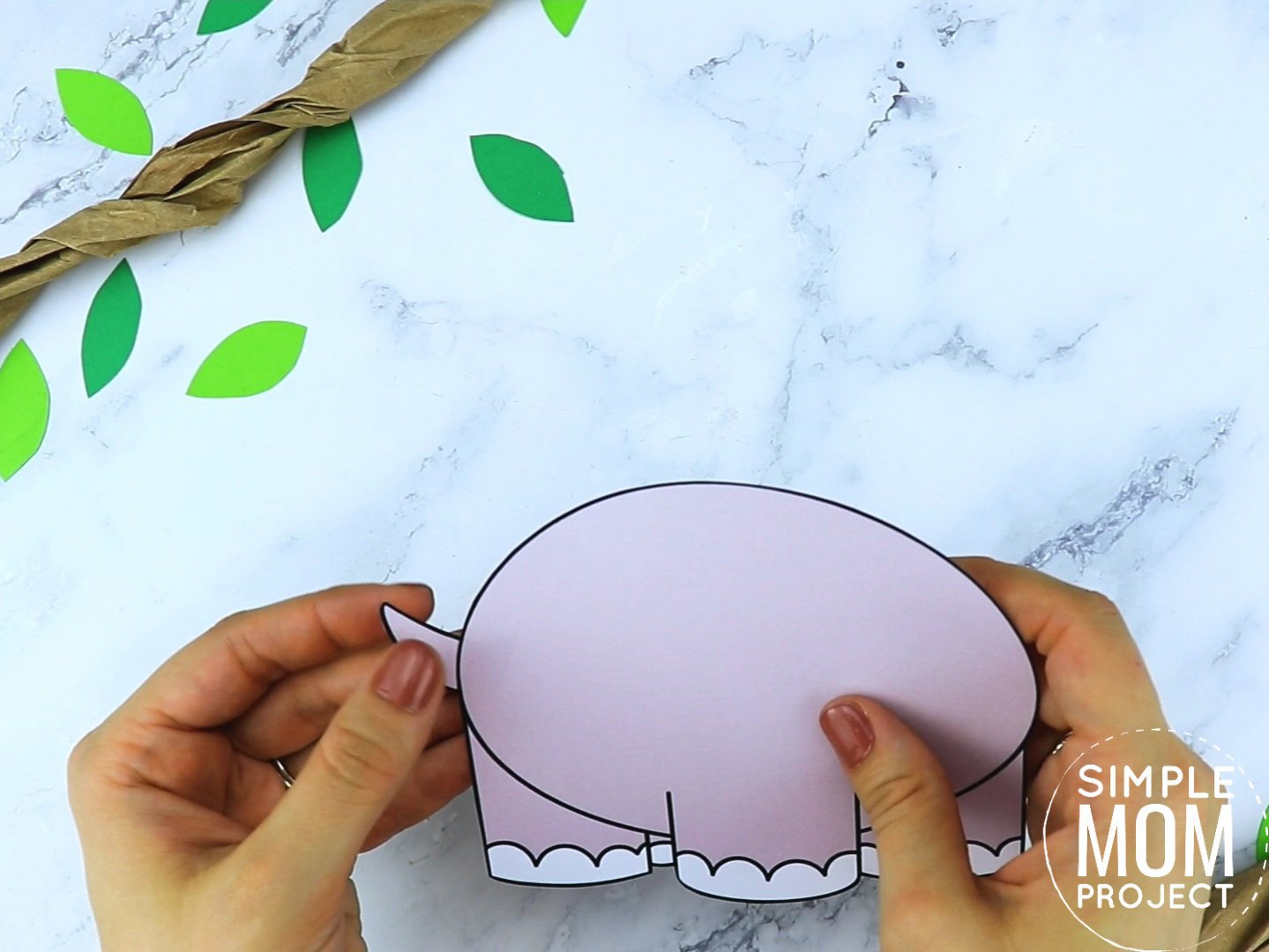Free Printable Hippo Craft for preschoolers, toddlers and kindergartners