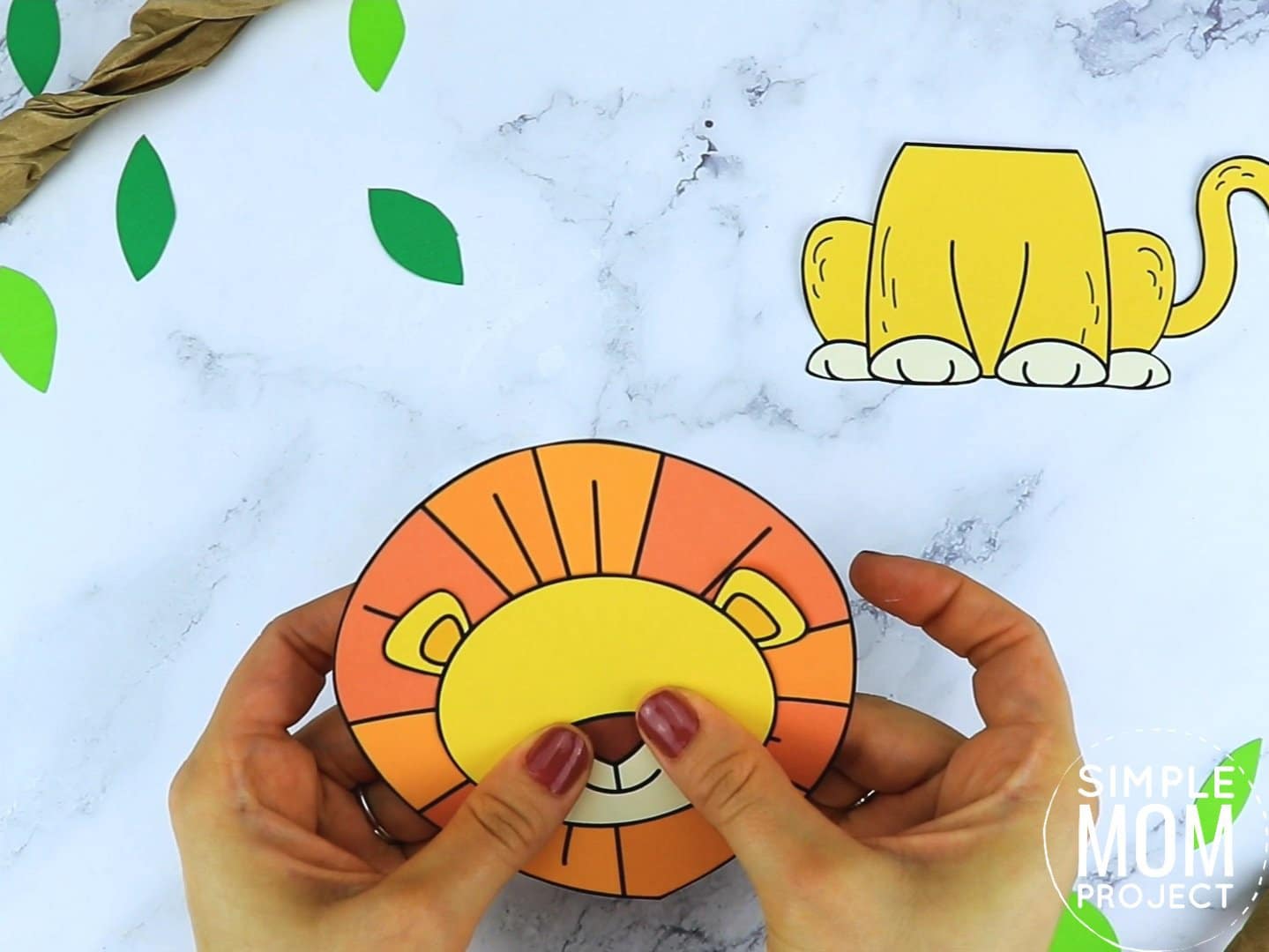 Free Printable Lion Craft for preschoolers, toddlers and kindergartners