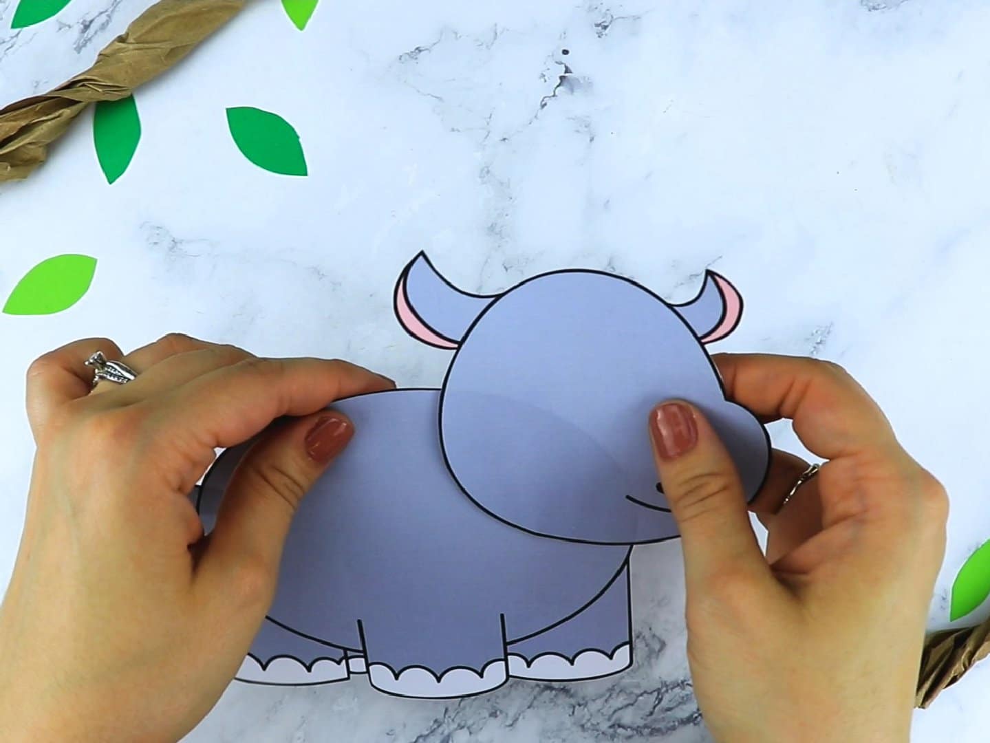 Free Printable Rhino Craft for preschoolers, toddlers and kindergartners
