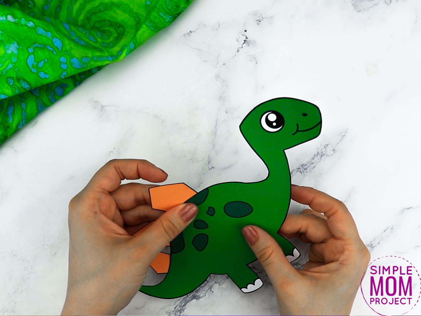 Free Printable Stegosaurus Dinosaur Craft for Preschoolers, toddlers and kindergartners