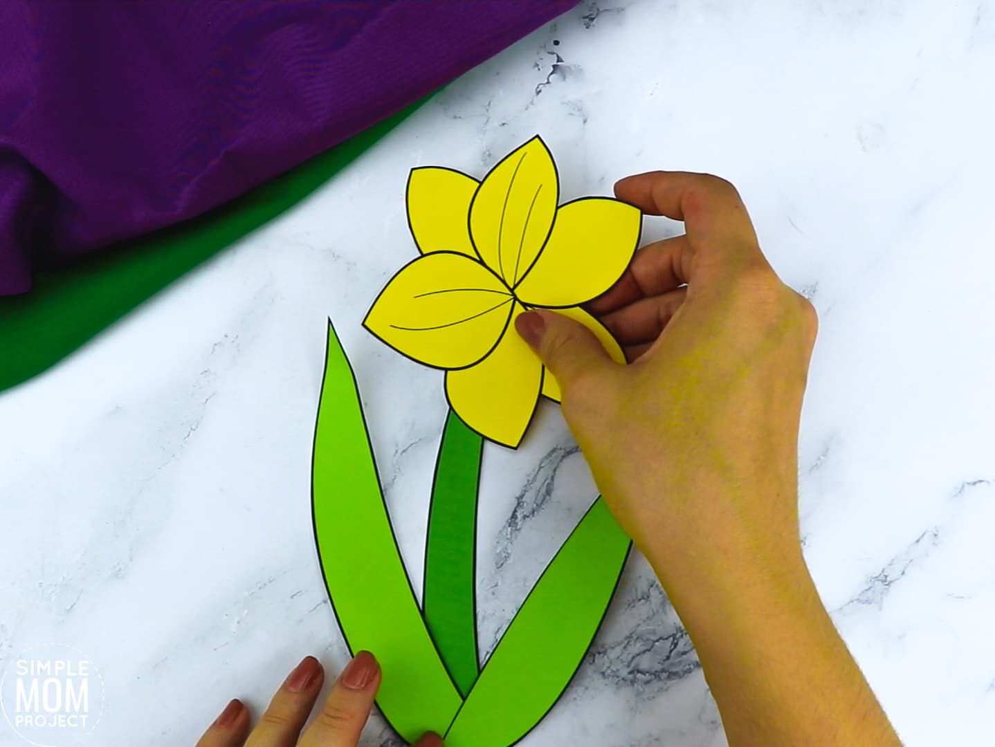 Free Printable Daffodil Flower Craft template for kids, Daffodil craft for toddlers and Daffodil craft for kindergartners
