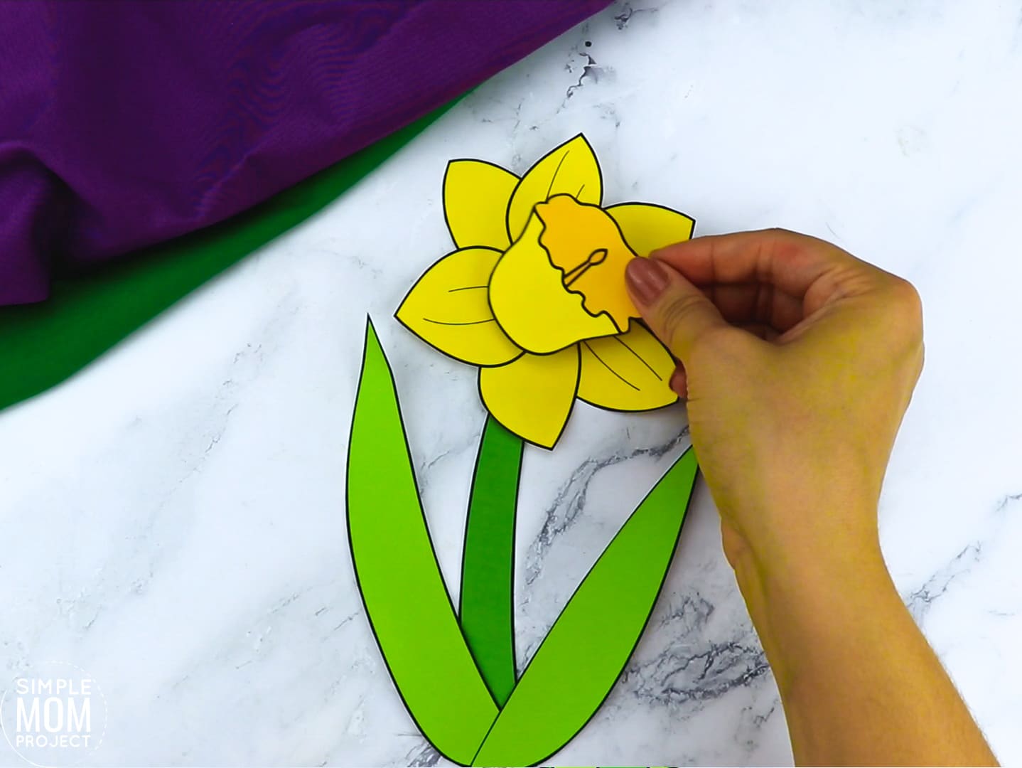 Free Printable Daffodil Flower Craft template for kids, Daffodil craft for toddlers and Daffodil craft for kindergartners