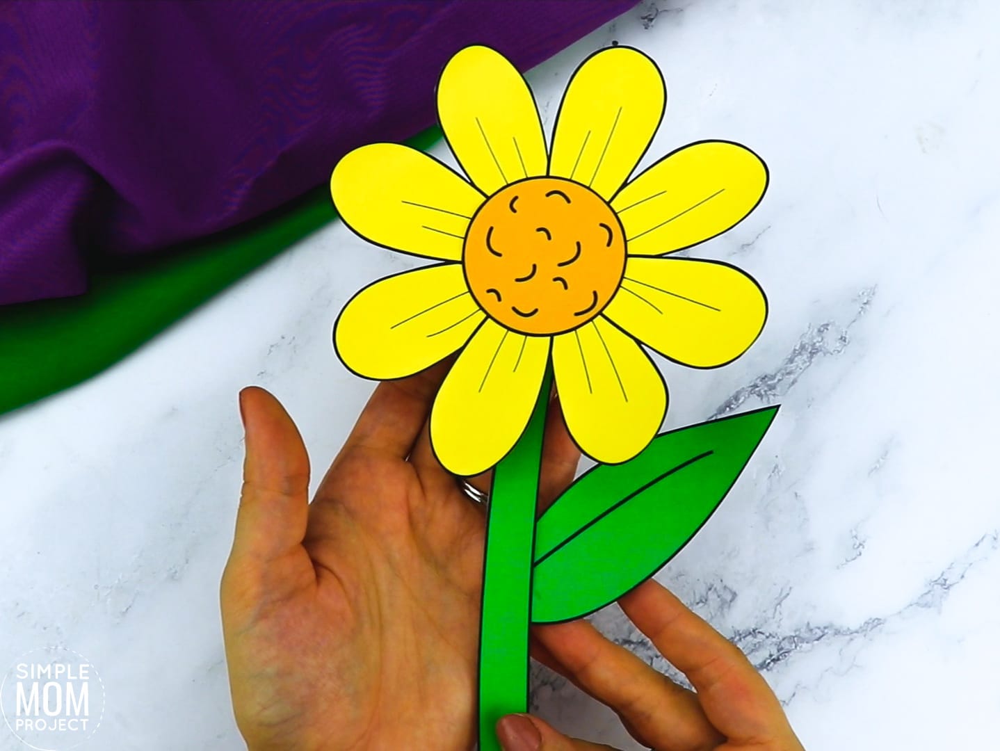 Free Printable Daisy Flower Craft template for kids, Daisy craft for toddlers and Daisy craft for kindergartners