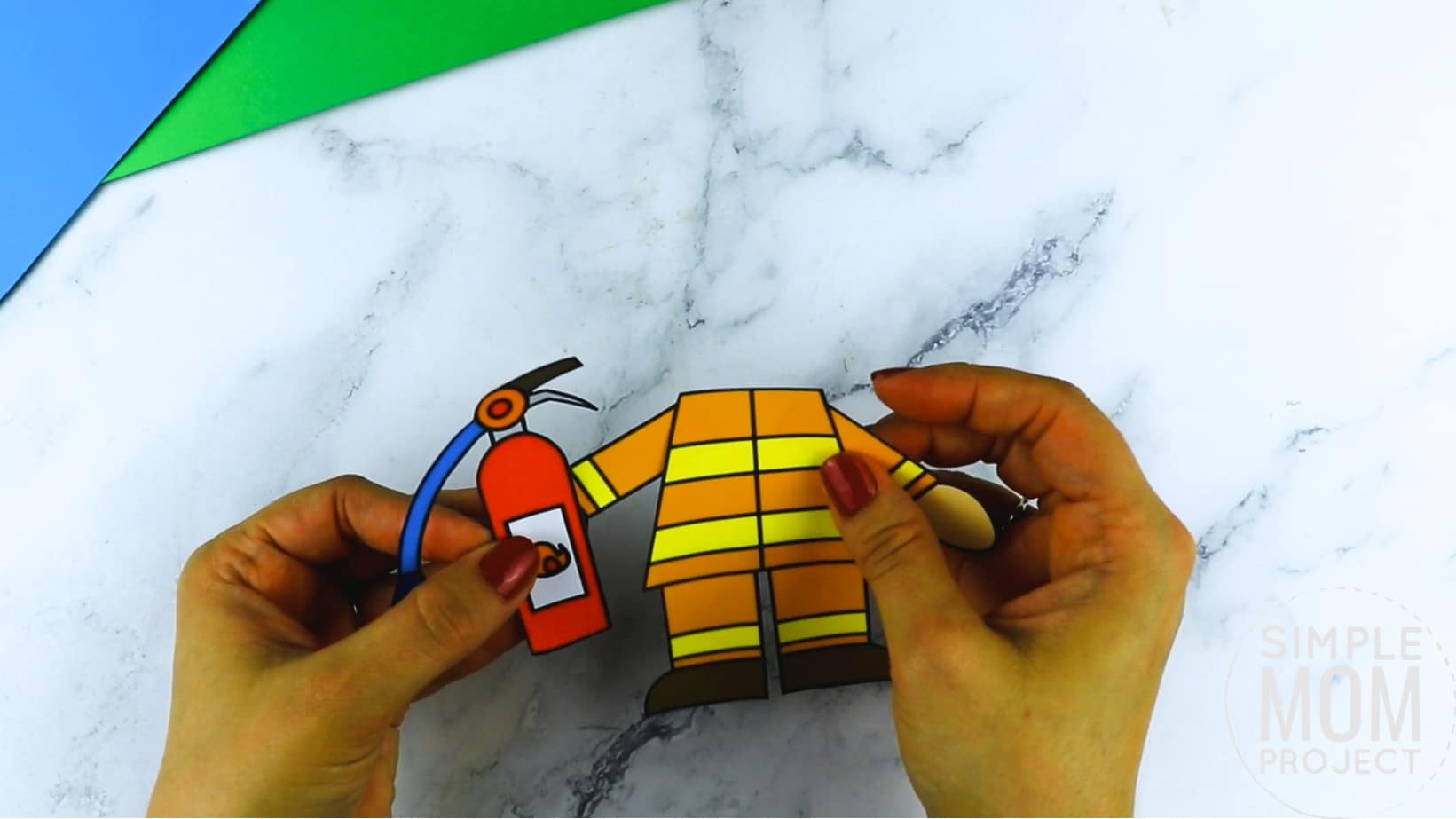 Free printable fire fighter craft community helper for kids, preschoolers, toddlers and kindergartners