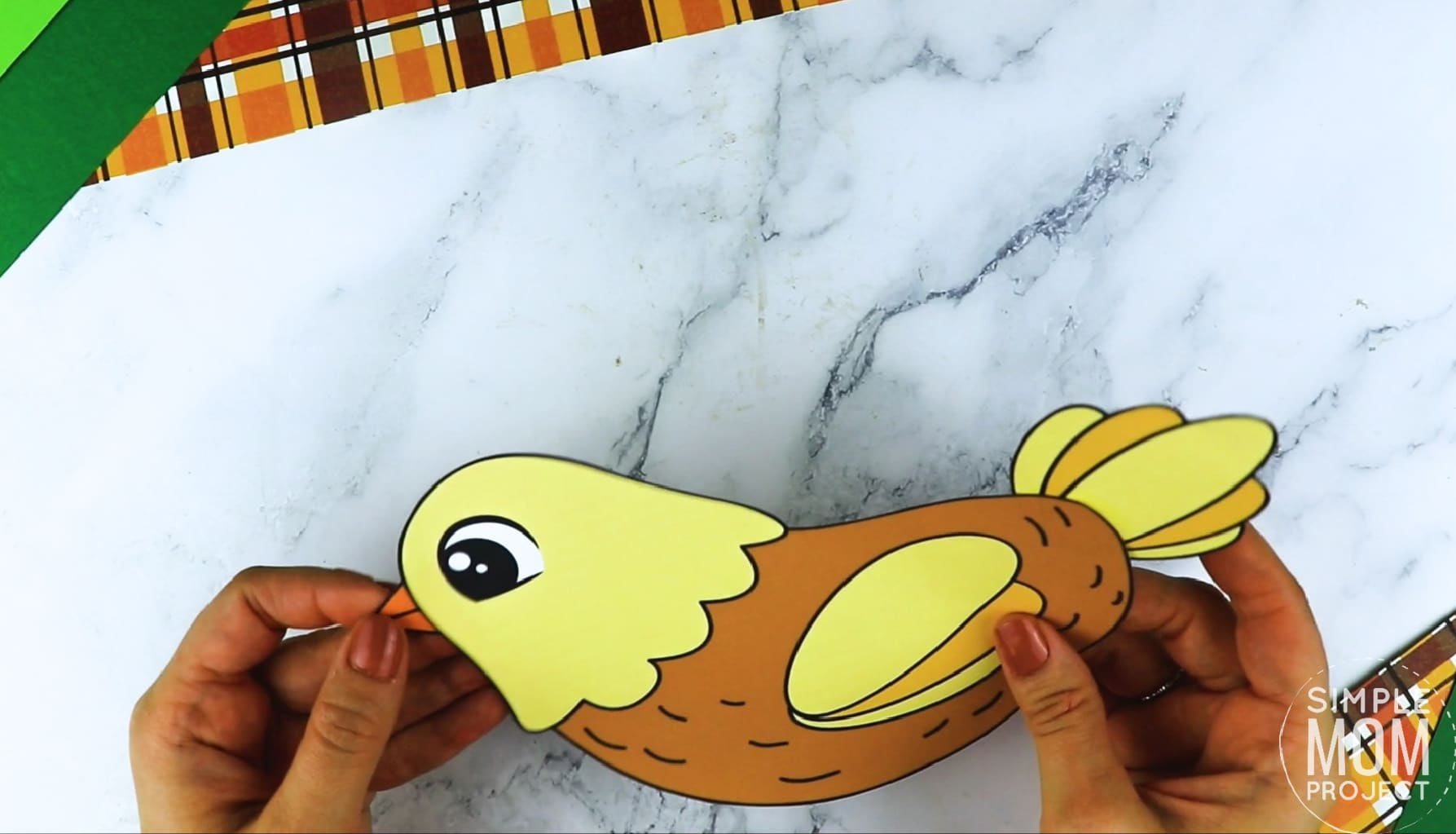Free Printable Farm Chicken Craft and Chick Craft Kids Preschoolers toddlers