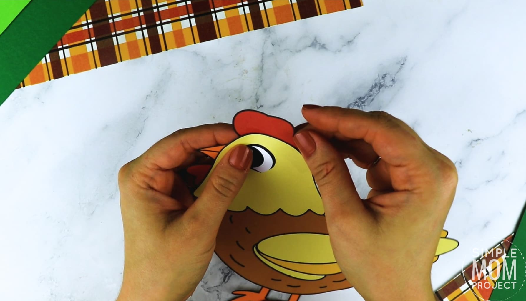 Free Printable Farm Chicken Craft and Chick Craft Kids Preschoolers toddlers