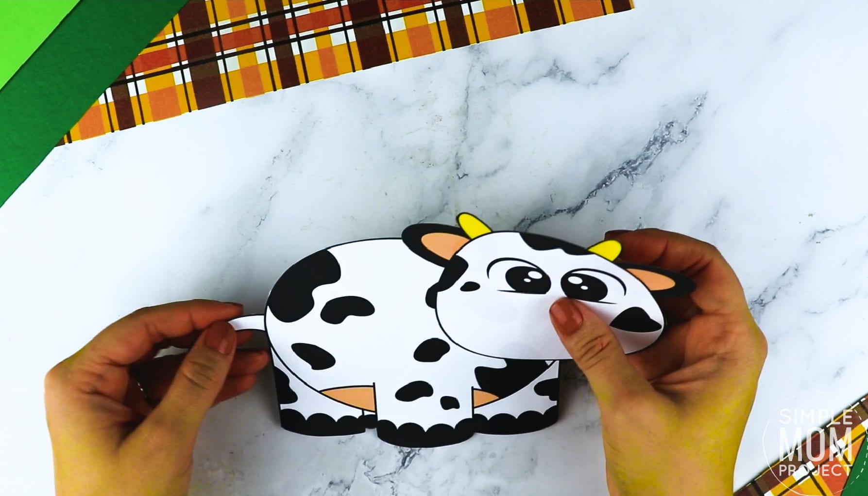 Free printable cow craft for toddlers, preschoolers and kindergartners