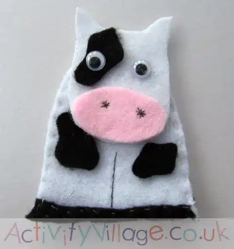 Cute Cow Crafts and cow Activity to build fine motor skills farm crafts farm theme kindergartner, kids, elementary, toddler 31