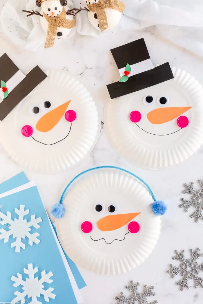 paper plate snowman