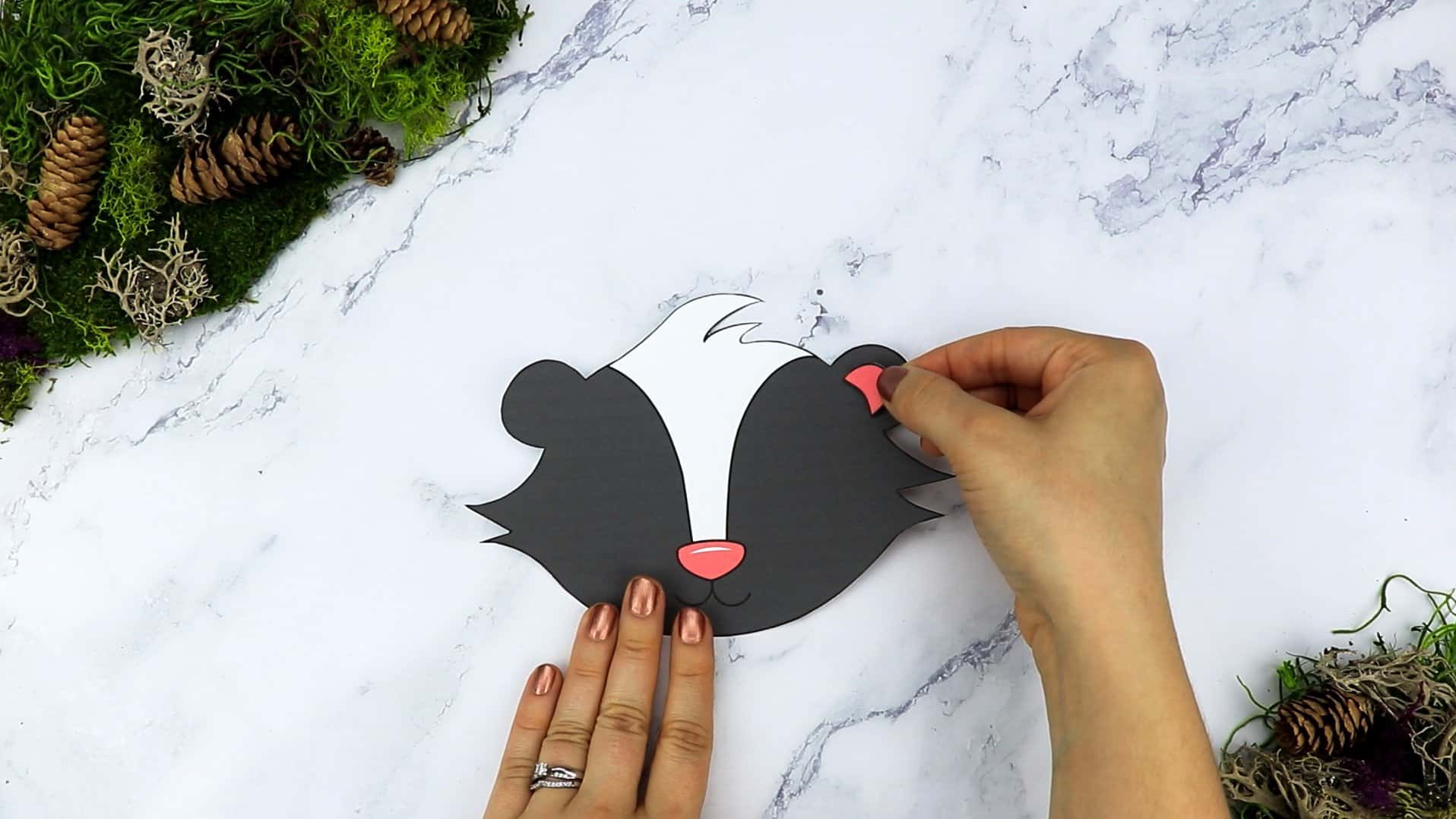 Free Printable Forest Skunk Craft Template for kids, preschoolers, toddlers and kindergartners