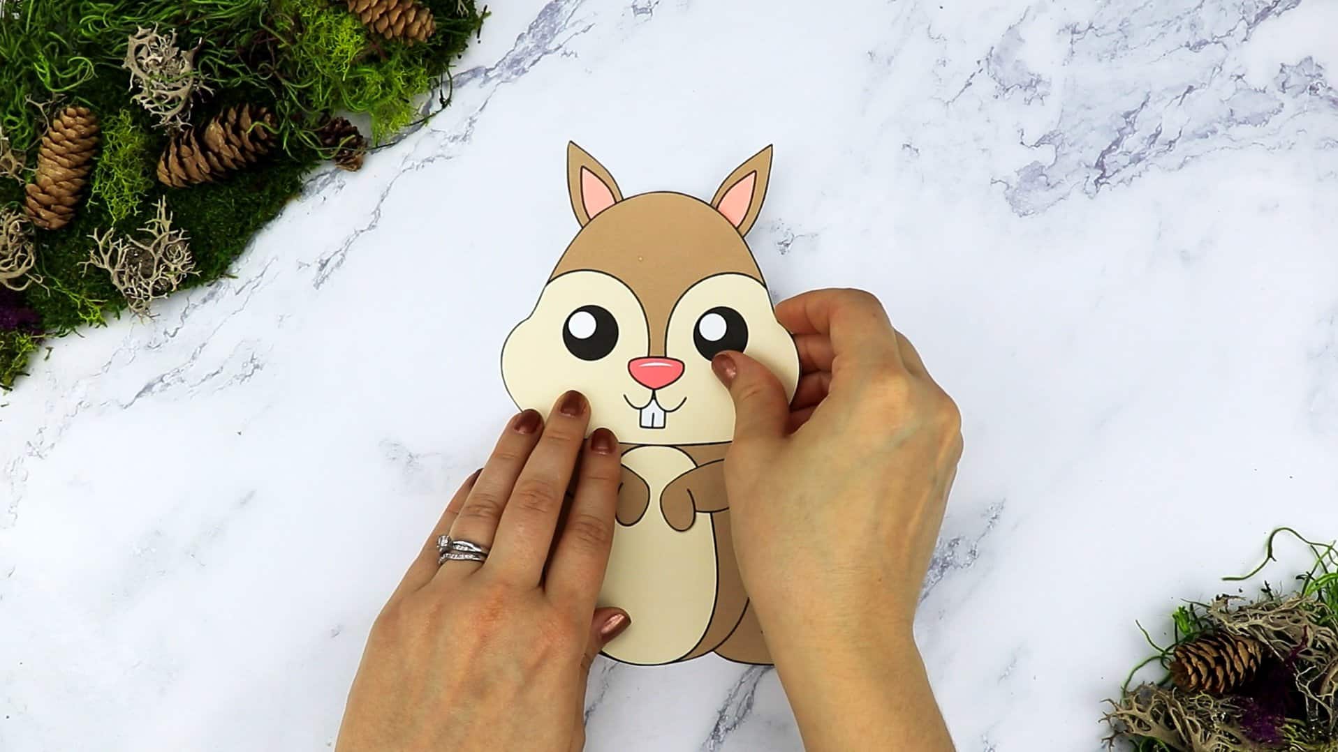 Free Printable Forest Squirrel Craft Template for kids, preschoolers, toddlers and kindergartners